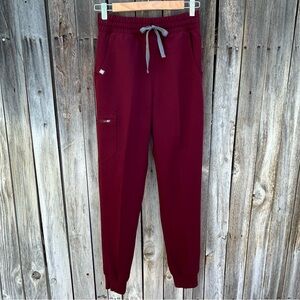 Figs Zamora Jogger Scrub Pant Burgundy XS